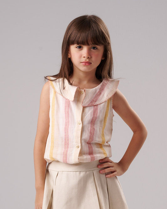 Sleeveless Collar Blouse